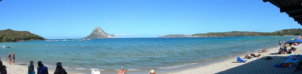 Badebucht Blick auf Isla Tavolara
